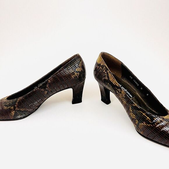 STUART WEITZMAN for Neiman Marcus Sz 8 Snakeskin Pumps Heels Stiletto Brown Gold - Picture 7 of 12
